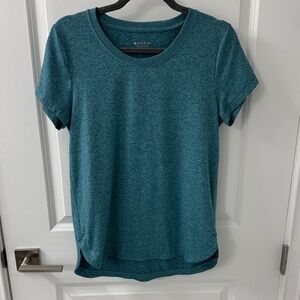 Athleta Short Sleeve T-Shirt - Size M